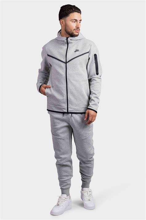 nike grijze trainingspak